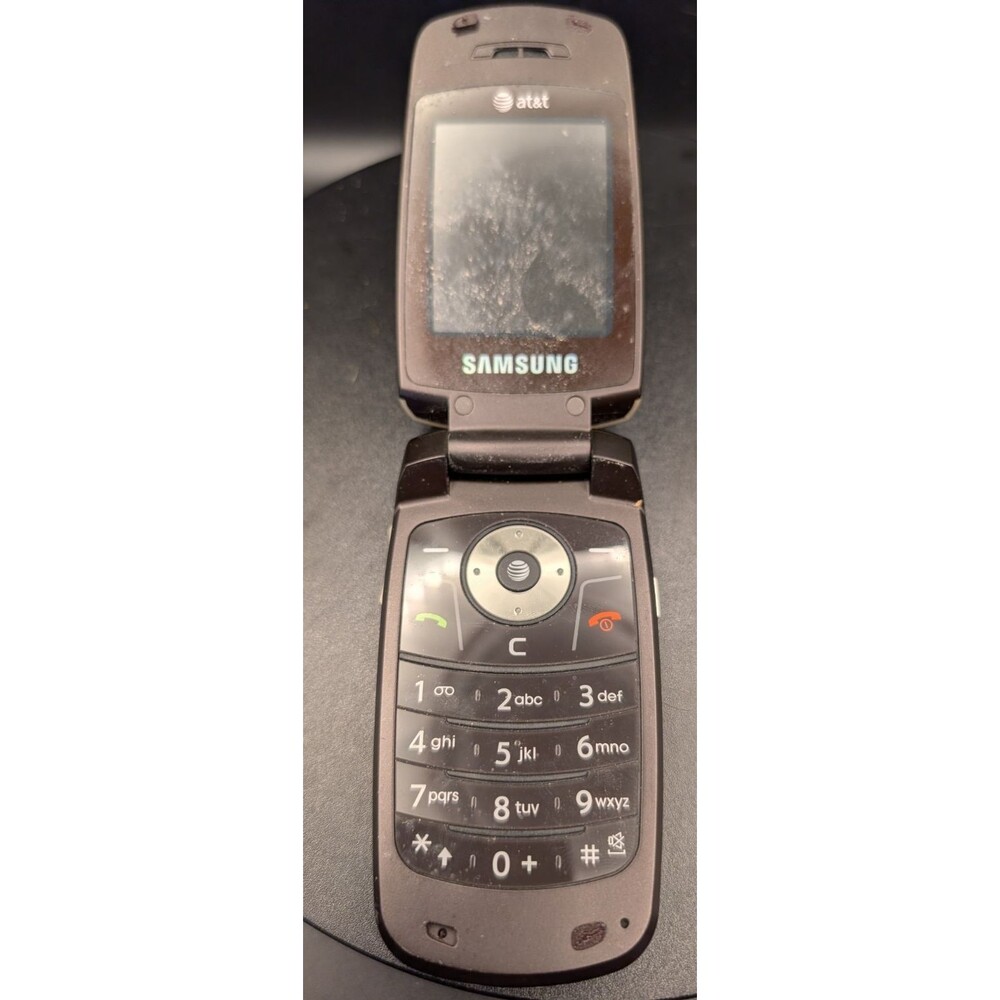LG AT&T Flip Phone – Untested AS‑IS – Parts or Repair Only